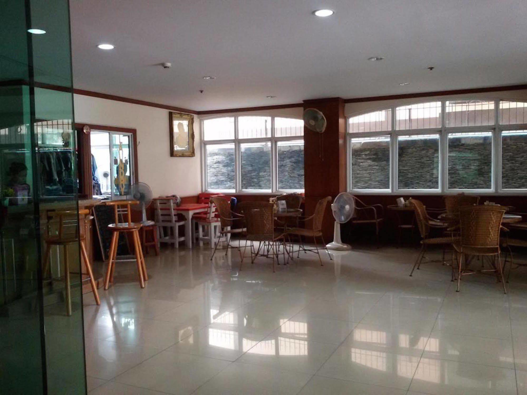 Rattakit Mansion Aparthotel Pattaya Exterior photo
